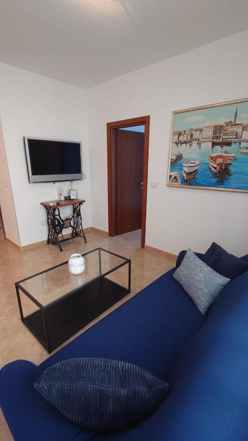 Apartments Lola Rovinj Exterior foto