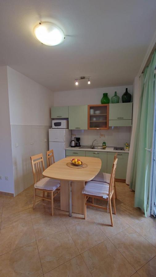 Apartments Lola Rovinj Exterior foto